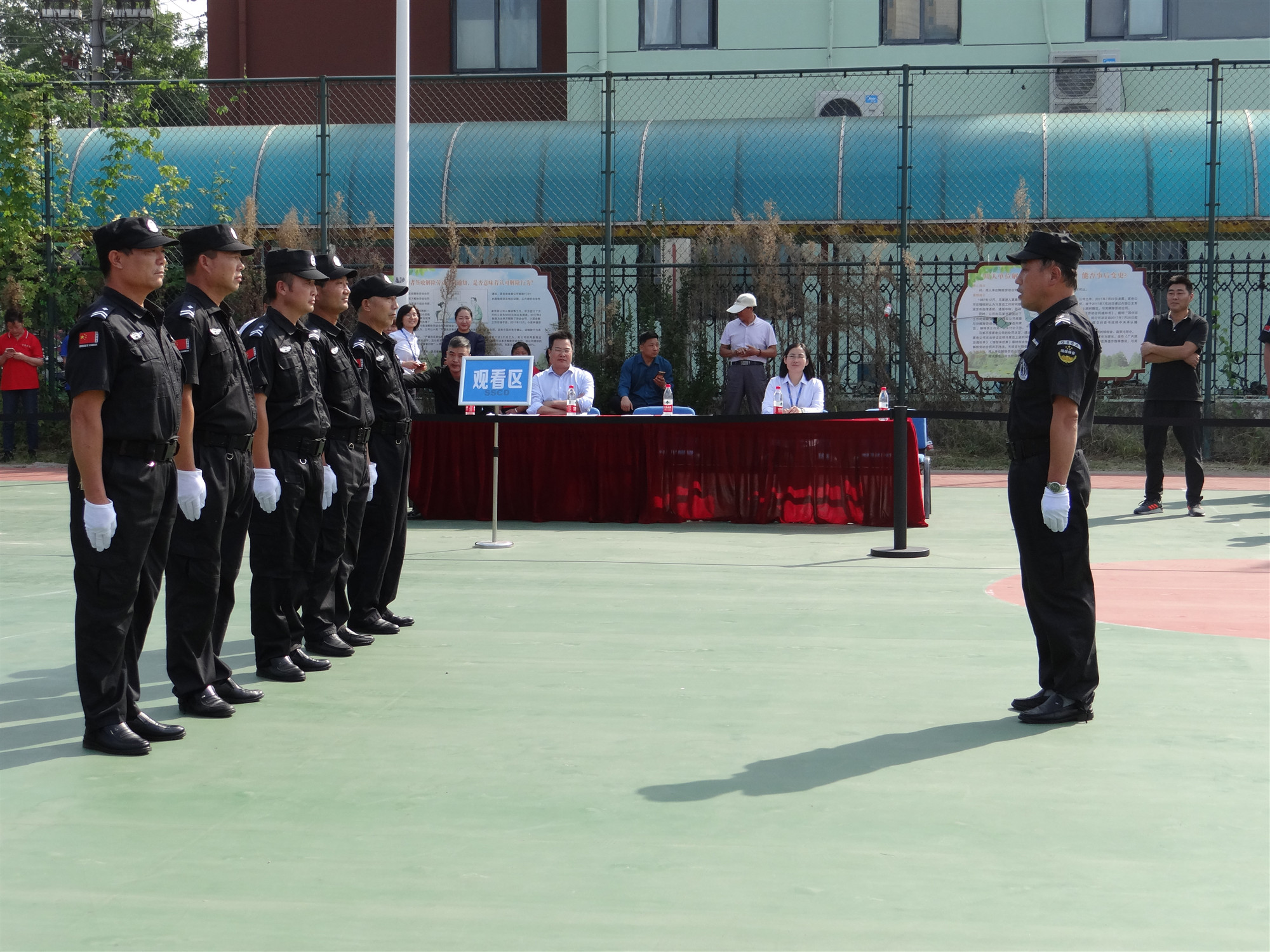 建發(fā)公司開展“防風(fēng)險 保安全 迎大慶”安保大比武活動1_副本.jpg